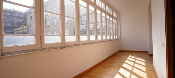 2 Schlafzimmer Wohnung in Eixample, Spain, Nr. 159066 3