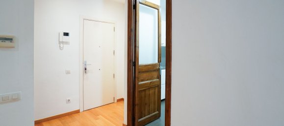 2 Schlafzimmer Wohnung in Eixample, Spain, Nr. 159066 6