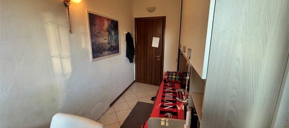 1 bedroom Apartment in Agrate Conturbia, Italy No. 275321 24