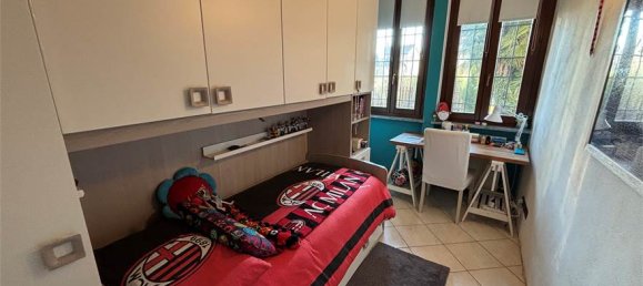 1 bedroom Apartment in Agrate Conturbia, Italy No. 275321 23