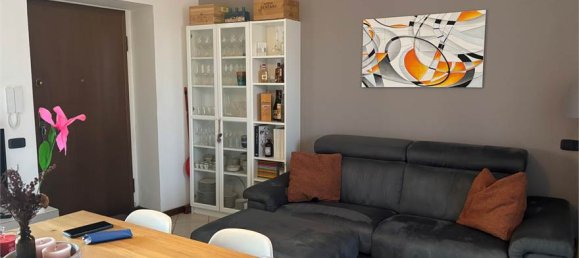 1 bedroom Apartment in Agrate Conturbia, Italy No. 275321 9