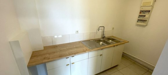 3 bedrooms House in Pontfaverger-Moronvilliers, France No. 155002 5