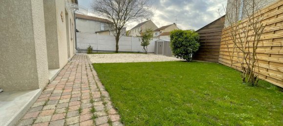 3 bedrooms House in Pontfaverger-Moronvilliers, France No. 155002 10