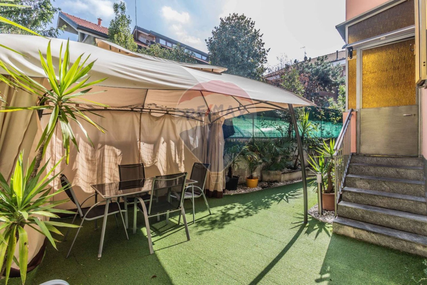 4 غرف نوم فيلا في Rho, Italy رقم 179135