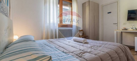 4 غرف نوم فيلا في Rho, Italy رقم 179135 20