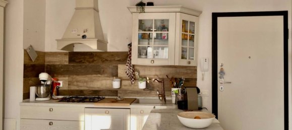 Квартира с 1 спальней в Анкона, Италия № 326276 2