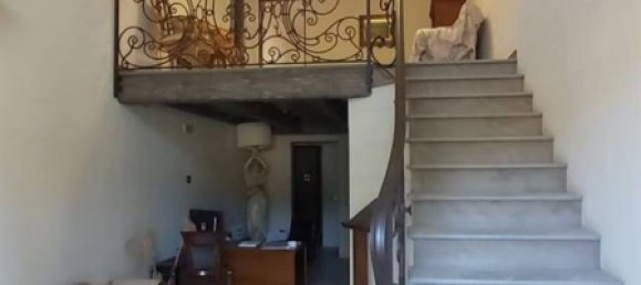 Armazém de 5 divisões em Terricciola, Italy N.º 151986 5