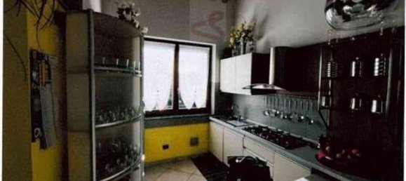 Casa de 3 habitaciónes en Besozzo, Italy No. 268574 10