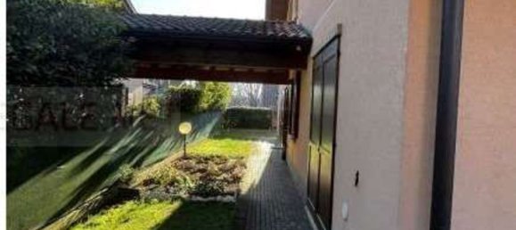 Casa de 3 habitaciónes en Besozzo, Italy No. 268574 4