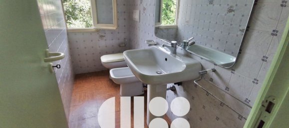 5 rooms Apartment in Mercato Saraceno, Italy No. 109671 7