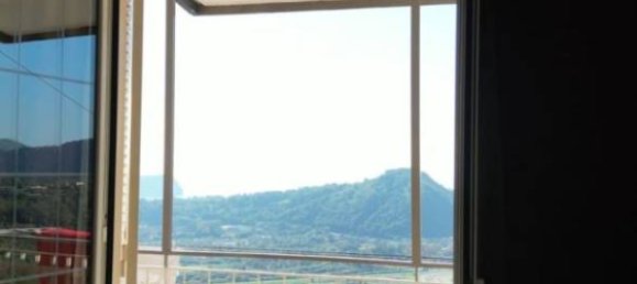 5 rooms Building in Naples, Italy No. 315825 3