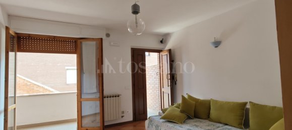 Квартира с 4 комнатами в Совичилле, Италия № 299644 3