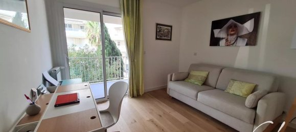 4-salle Appartement à Fréjus, France No. 322636 7