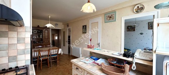 Дом с 3 спальнями в Шабри, Франция № 259965 2