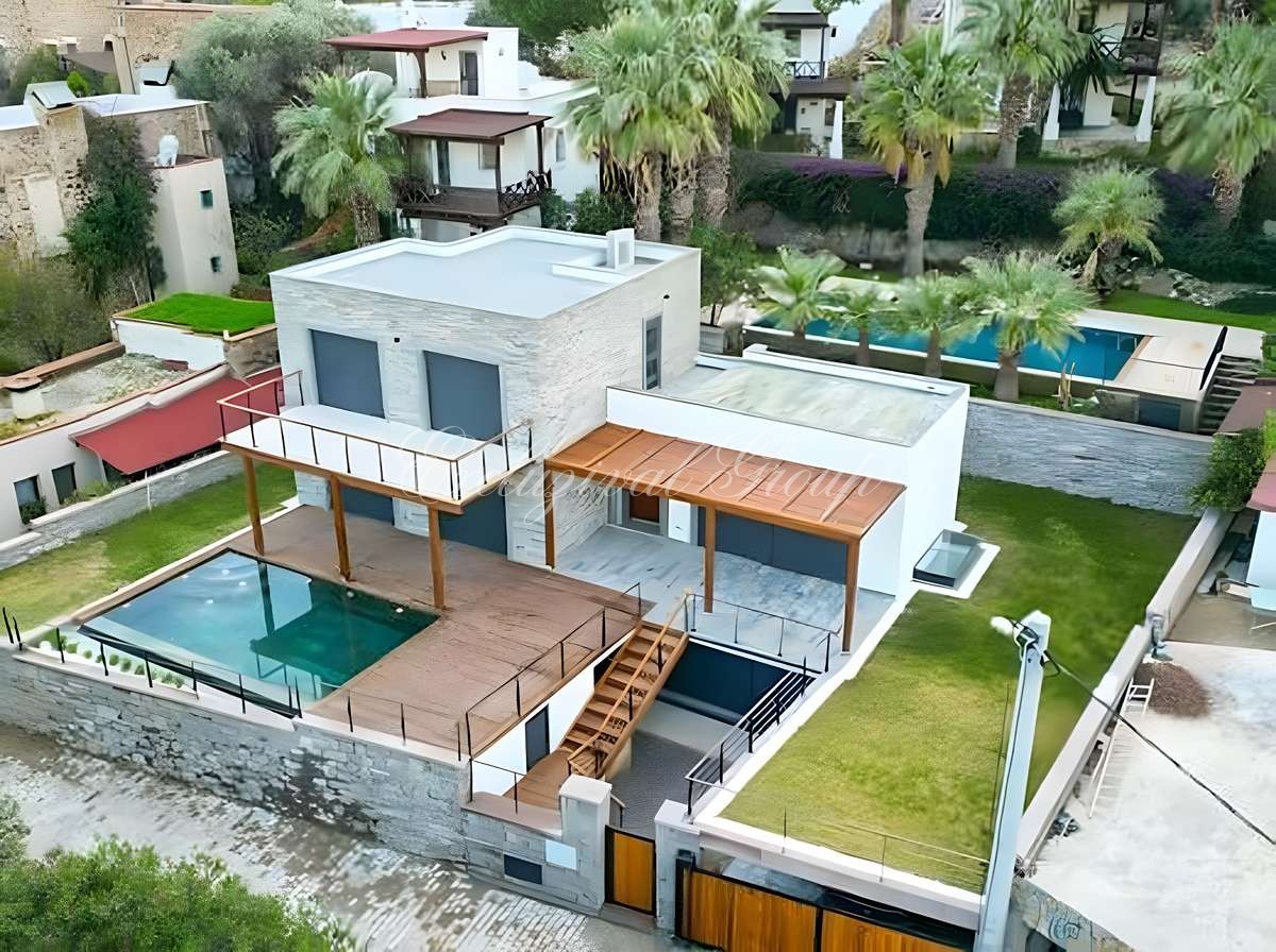 Villa 4+3 in Bodrum, Turkey No. 32626