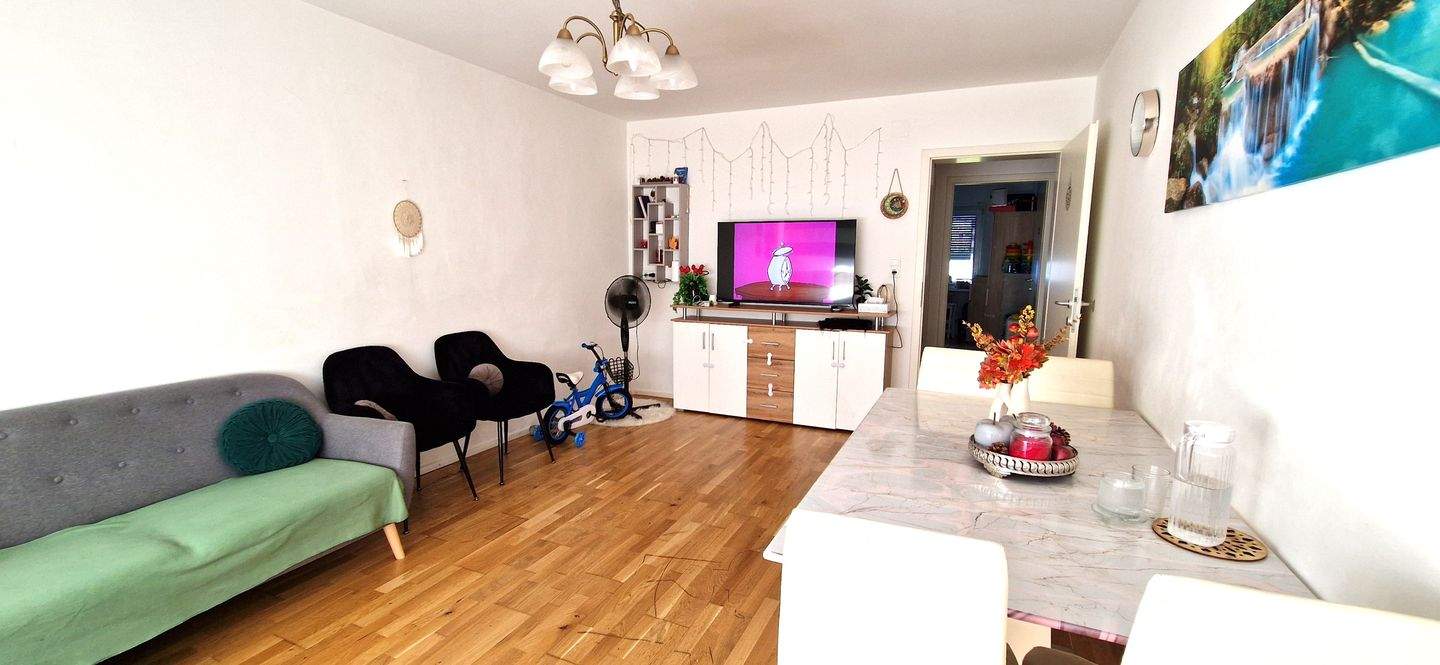 Квартира с 3 комнатами в Фельдкирх, Австрия № 248040