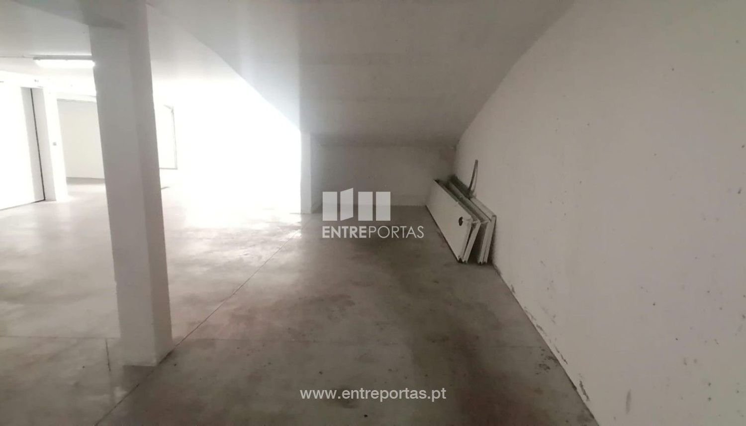  موقف سيارات في Povoa de Varzim, Portugal 17متر مربع رقم 56227