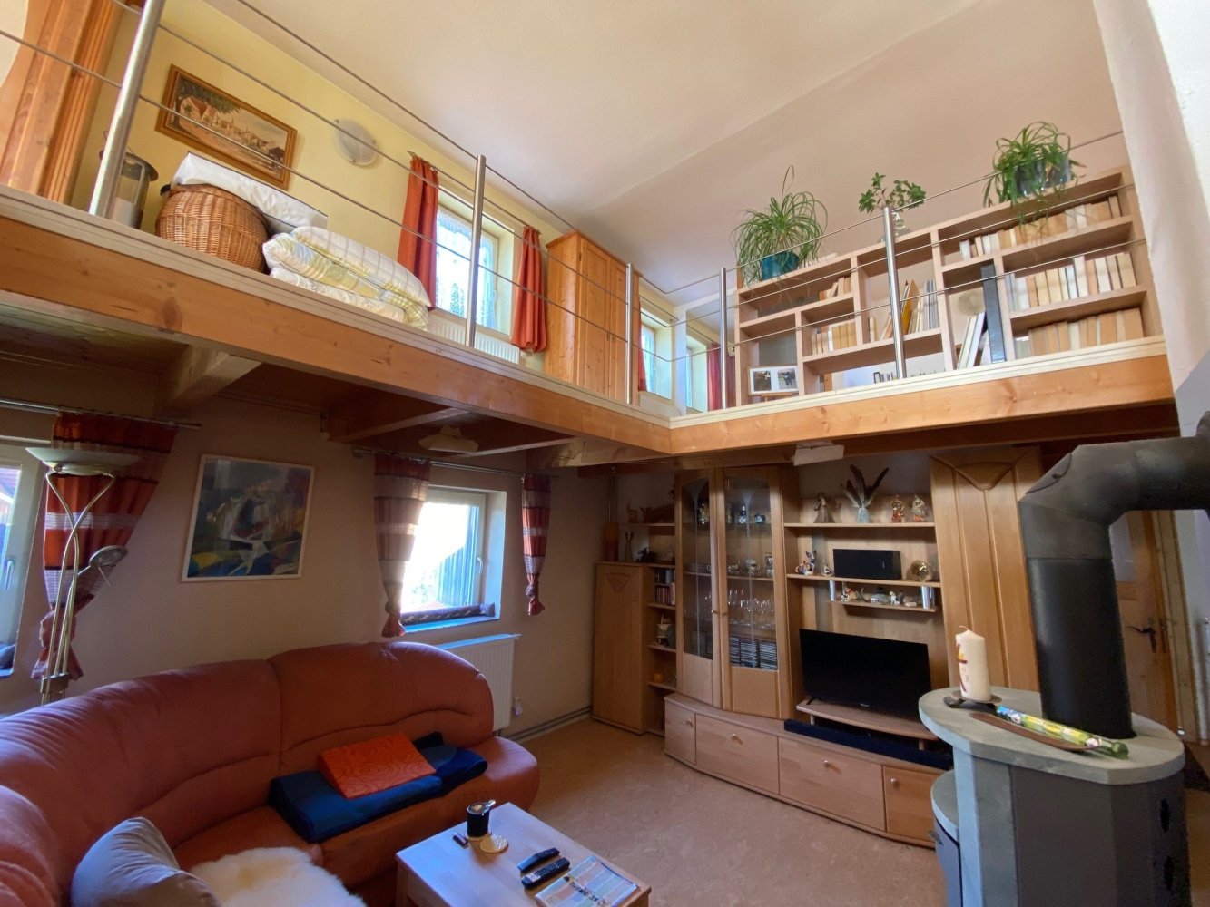 Кафе / ресторан с 6 комнатами в Швайнфурт, Германия № 150105