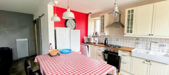 4 Schlafzimmer Haus in Vire, France, Nr. 362010 10