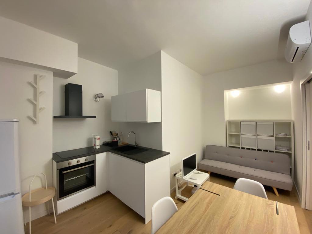 2 rooms Apartment in Milan, Italy No. 316962