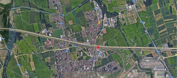 62700m² Land in Novara, Italy No. 77310 3