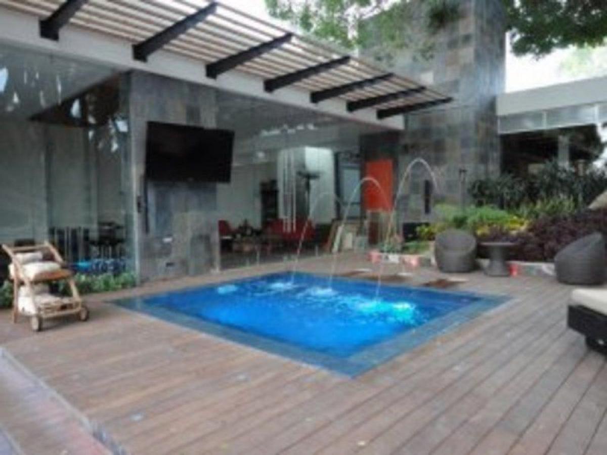 4 bedrooms House in Morelos, Mexico No. 155360