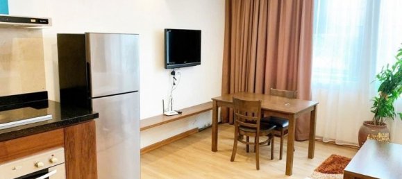 Studio in Tay Ho, Vietnam No. 9839 4