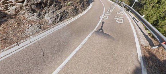 2032m² Commercial property in Lanusei, Italy No. 260934 8