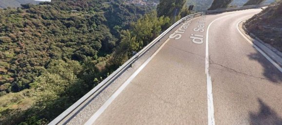 2032m² Commercial property in Lanusei, Italy No. 260934 11