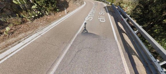 2032m² Commercial property in Lanusei, Italy No. 260934 7