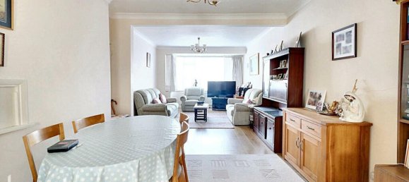 4 bedrooms House in Hayes, United Kingdom No. 5039 5