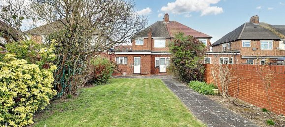 4 bedrooms House in Hayes, United Kingdom No. 5039 15