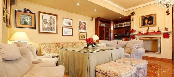 5 bedrooms Apartment in Granada, Spain No. 180191 4