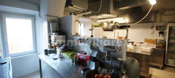 Коммерческая недвижимость с 2 комнатами в Кастаньето Кардуччи, Италия № 35729 21