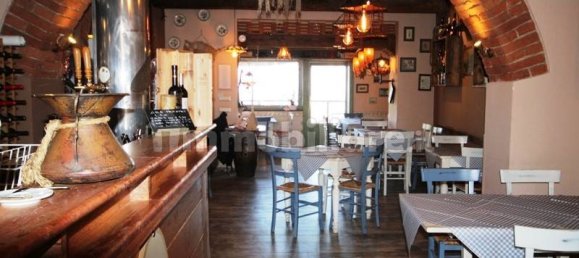 Коммерческая недвижимость с 2 комнатами в Кастаньето Кардуччи, Италия № 35729 8