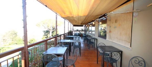 Коммерческая недвижимость с 2 комнатами в Кастаньето Кардуччи, Италия № 35729 5