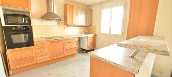 2 Schlafzimmer Wohnung in Fontenay-sous-Bois, France, Nr. 173941 2