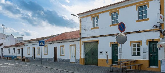 4 bedrooms House in Igrejinha, Portugal No. 29238 3