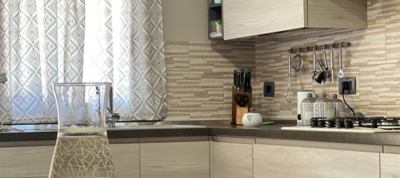 Квартира с 5 спальнями в Фикарацци, Италия № 311054 5