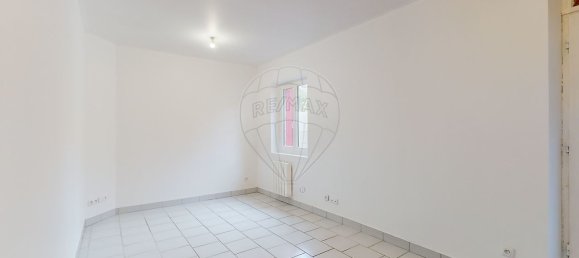 6 rooms Building in Orleans, France No. 224399 3