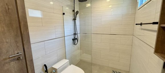 4 bedrooms Cafe / restaurant in Pattaya, Thailand No. 12793 2