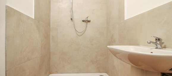 Studio in Bologna, Italy, Nr. 261619 5