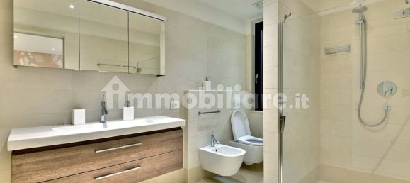 7 bedrooms Villa in Gardone Riviera, Italy No. 126045 35