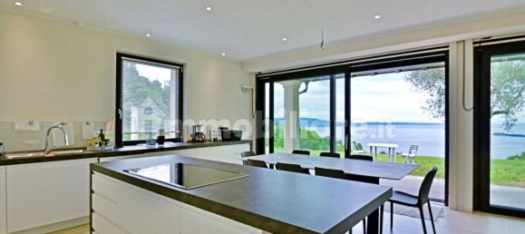 7 bedrooms Villa in Gardone Riviera, Italy No. 126045 33