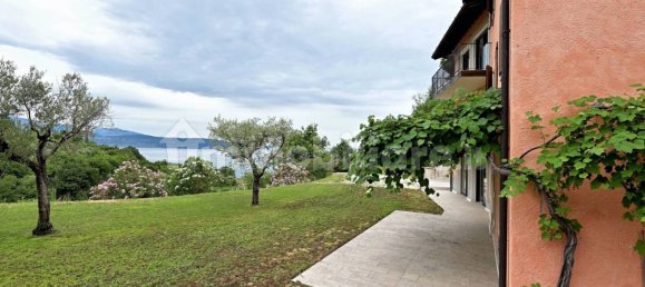 7 bedrooms Villa in Gardone Riviera, Italy No. 126045 19