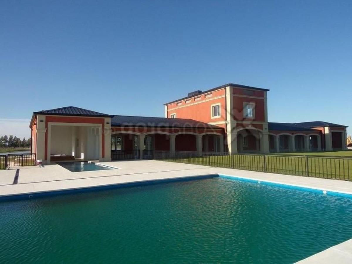  Land in Ezeiza, Argentina No. 117780