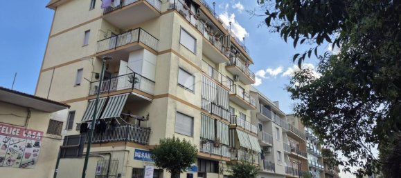 Apartamento T3 em Cercola, Italy N.º 376478 2
