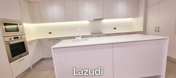 3 bedrooms Condo in Bangkok, Thailand No. 16673 10