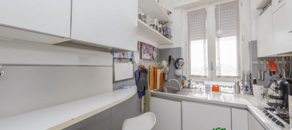 4-salle Appartement à Piacenza, Italy No. 23436 6