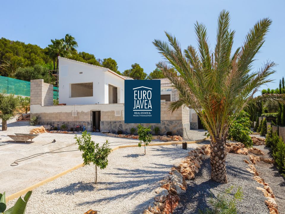 3 bedrooms Villa in Alicante, Spain No. 240746